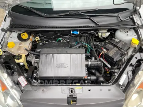 FIESTA 1.6 ROCAM SEDAN 8V FLEX 4P MANUAL