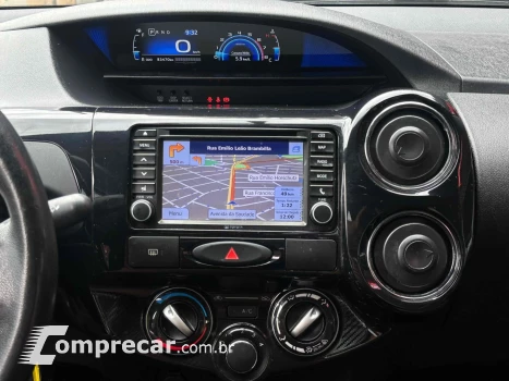 ETIOS 1.5 PLATINUM SEDAN 16V FLEX 4P AUTOMÁTICO