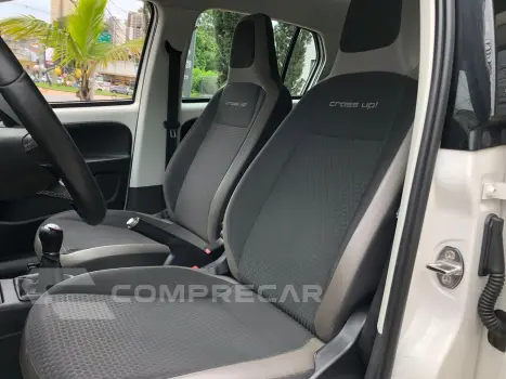 Cross Up 1.0 Tsi 12V Flex 4P Manual