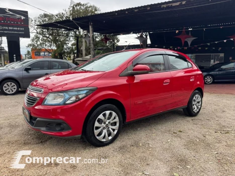 CHEVROLET Onix Hatch 1.4 4P FLEX LT AUTOMÁTICO 4 portas