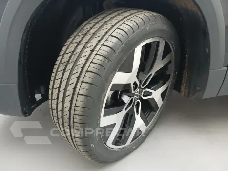 TAOS 1.4 250 TSI TOTAL FLEX HIGHLINE AUTOMÁTICO