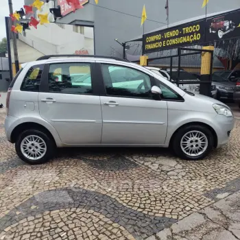 Idea ESSENCE 1.6 Flex 16V 5p