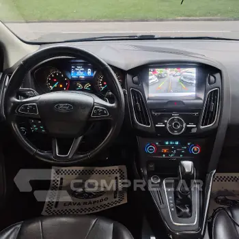 FOCUS 2.0 TITANIUM PLUS SEDAN 16V