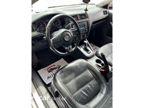 JETTA 2.0 COMFORTLINE FLEX 4P TIPTRONIC