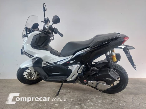 HONDA ADV
