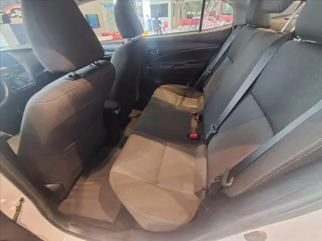 YARIS 1.5 16V FLEX SEDAN XL LIVE MULTIDRIVE