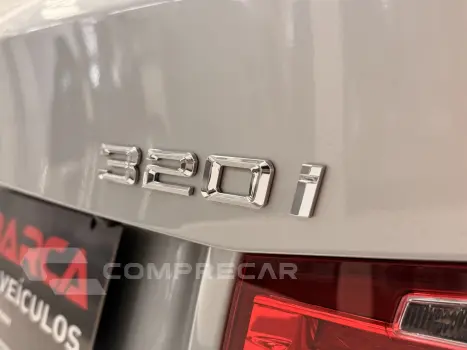 320i 2.0 16V TURBO ACTIVE FLEX 4P AUTOMÁTICO