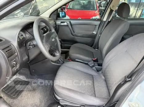 ASTRA SEDAN - 2.0 MPFI ADVANTAGE SEDAN 8V 4P AUTOMÁTICO