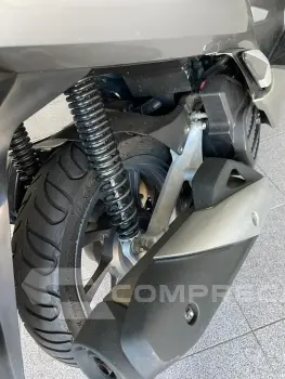 PCX 150 DLX