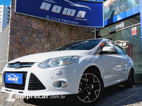 FORD Focus 2.0 Titanium Sedan 16V Flex 4P Automático 4 portas