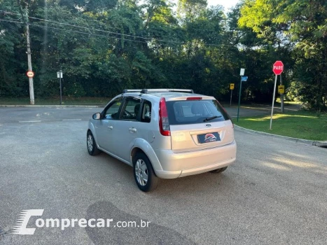 FIESTA HATCH - 1.6 ROCAM SE PLUS 8V 4P MANUAL