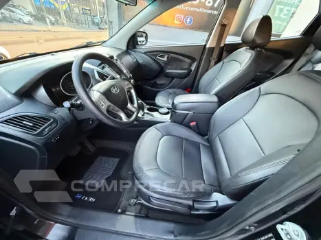 ix35 2.0 16V 170cv 2WD/4WD Aut.