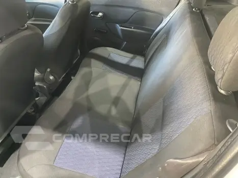 Sandero 1.0 AUTHENTIQUE 16V FLEX 4P MANUAL