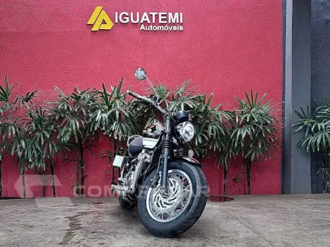Triumph BONNEVILLE SPEEDMASTER 1200CC