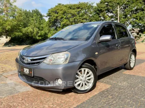 Toyota ETIOS 1.5 XLS 16V 4 portas