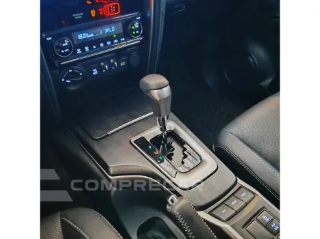 HILUX SW4 2.8 D-4D TURBO DIESEL SRX PLATINUM 7L 4X4 AUTOMÁTI