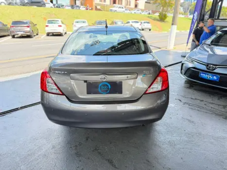 VERSA SL 1.6 16V Flex Fuel 4p Mec.