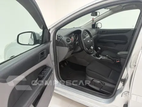 FOCUS 1.6 SE Sedan 16V