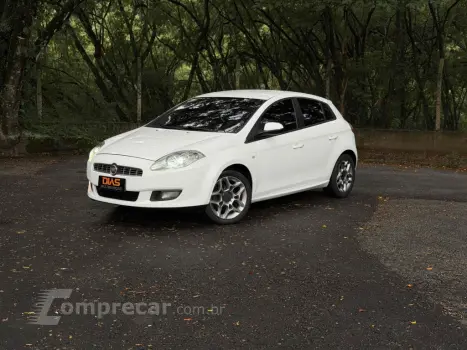 Fiat BRAVO 1.8 ESSENCE 16V FLEX 4P MANUAL 4 portas