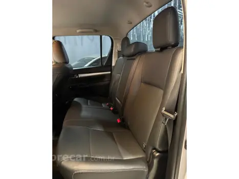 HILUX 2.8 D-4D TURBO DIESEL CD SRX 4X4 AUTOMÁTICO