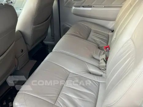 HILUX SW4 - 3.0 SRV 4X4 16V TURBO INTERCOOLER 4P AUTOMÁTICO