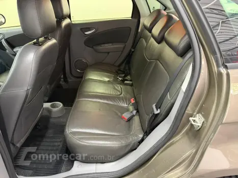 Grand Siena ESSENCE 1.6 Flex 16V