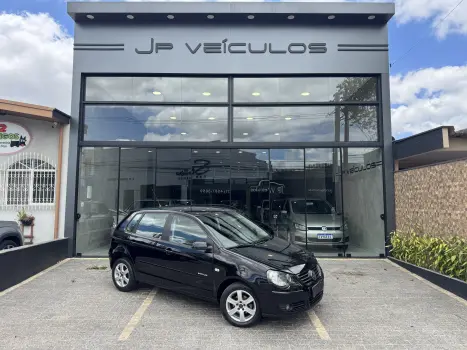 Volkswagen POLO 1.6 MI Sportline 8V 4 portas