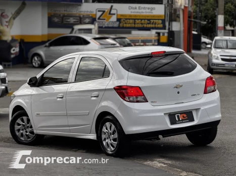 ONIX HATCH LT 1.0 8V FlexPower 5p Mec.