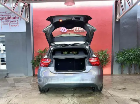 A 200 1.6 CGI FLEX 7G-DCT