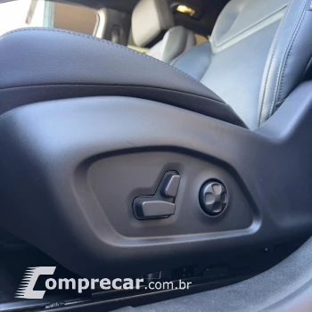 RAMPAGE LARAMIE 2.0 TB CD 4X4 Aut.