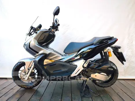 HONDA ADV 150