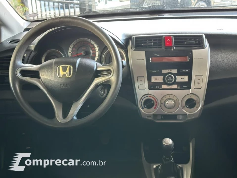 CITY 1.5 LX Sedan 16V