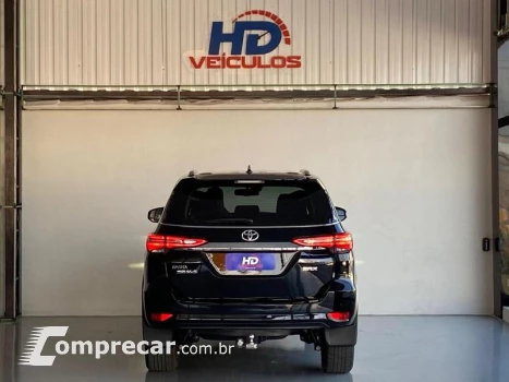 HILUX SWSRXA4FD