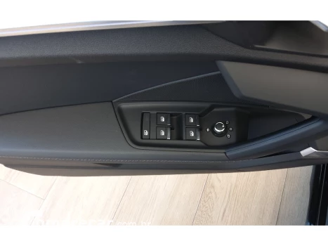 A3 2.0 40 TFSI MHEV SEDAN PERFORMANCE BLACK S-TRONIC