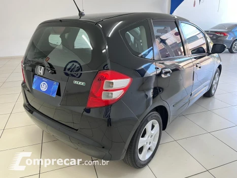 Fit 1.4 16V 4P LX FLEX