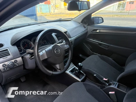 VECTRA 2.0 MPFI GT Hatch 8V