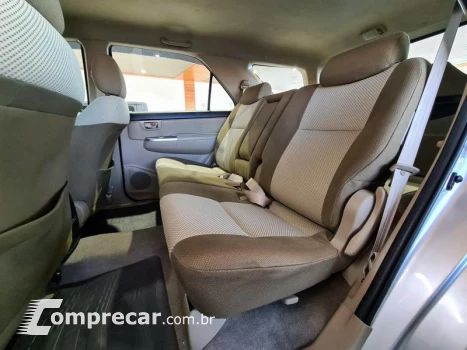 HILUX SW4 SR 4X2 2.7 AUTOM GG