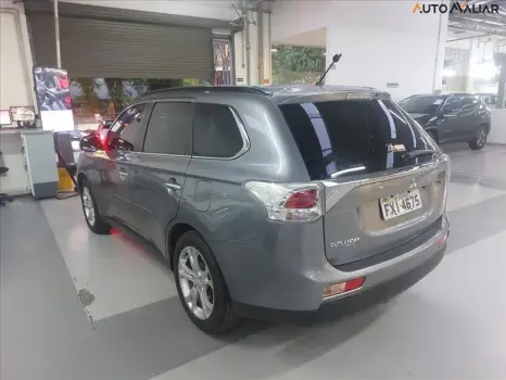 OUTLANDER 3.0 GT 4X4 V6 24V