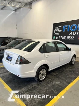 FORD FIESTA 1.0 ROCAM S SEDAN 8V