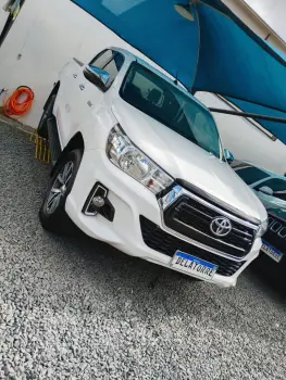 Hilux Caminhonete 2.8 16V SRV 4X4 DIESEL CABINE DUPLA AUTOMÁ