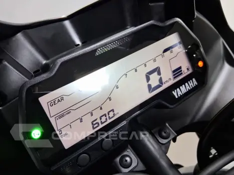 YAMAHA YZF R15