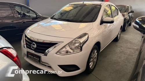 NISSAN VERSA 4 portas