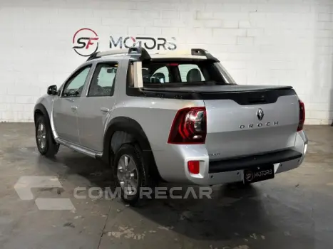 DUSTER OROCH - 2.0 16V DYNAMIQUE 4P AUTOMÁTICO