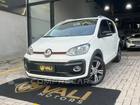Volkswagen up! Xtreme 1.0 TSI Total Flex 12V 5p 4 portas