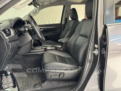 HILUX SW4 2.8 D-4d Turbo SRX 7L 4X4