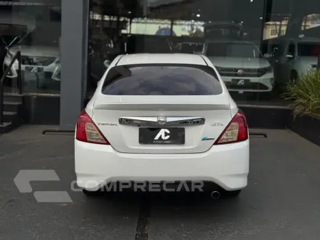 VERSA SL 1.6 16V FlexStart 4p Aut.