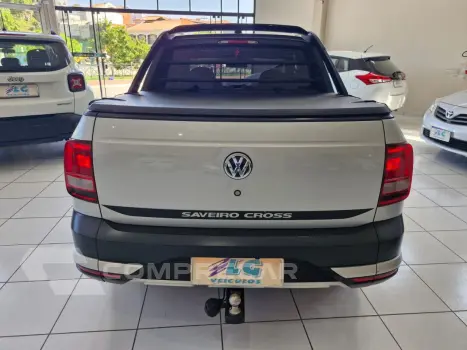 Saveiro 1.6 G7 CABINE DUPLA CROSS FLEX