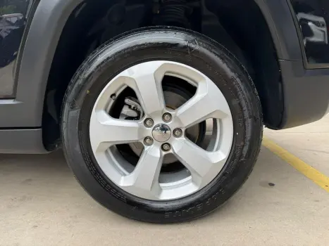 Compass 2.0 16V Flex Sport Automático