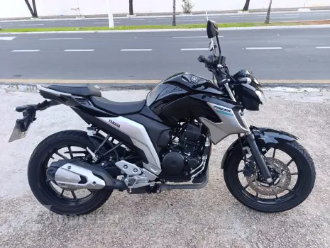 Yamaha FAZER 250