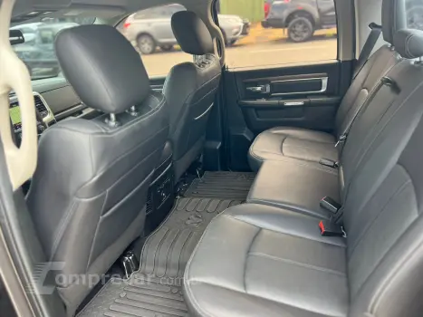 CLASSIC 5.7 V8 Laramie CD 4X4